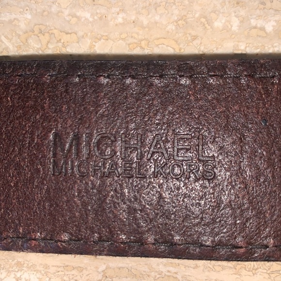 MICHAEL KORS Brown leather belt, monogram metal grommets & buckle. VTG S main image 8